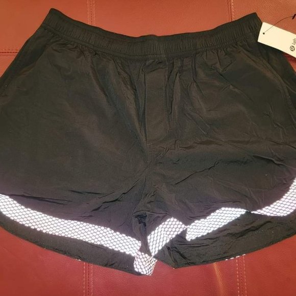 Lululemon SEAWHEEZE LAB Reflective JEVA shorts sz 8 - Picture 11 of 12